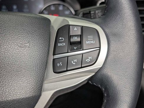 Used 2023 Ford Explorer XLT w/ Equipment Group 202A AWD/4WD image 38