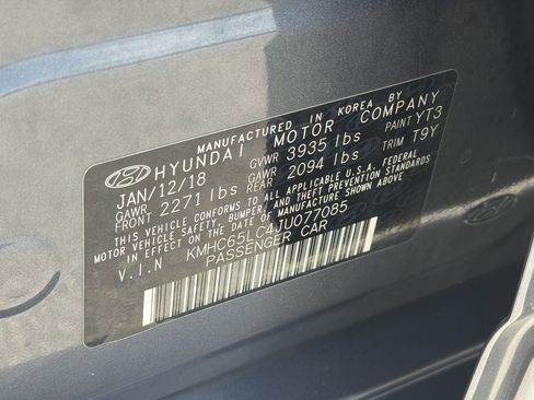 Used 2018 Hyundai Ioniq Blue FWD image 31