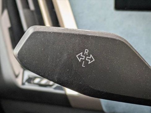 Used 2024 BMW iX xDrive50 w/ Sport Package image 12