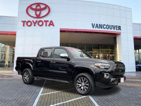 Certified 2022 Toyota Tacoma Limited AWD/4WD image 1
