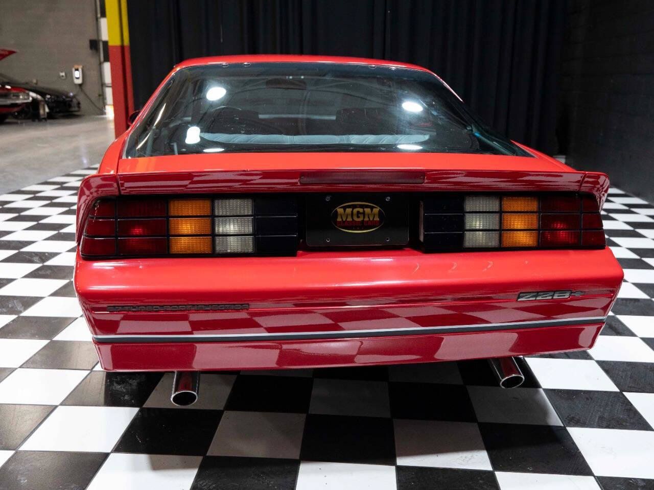 Used 1987 Chevrolet Camaro Z28 RWD image 15