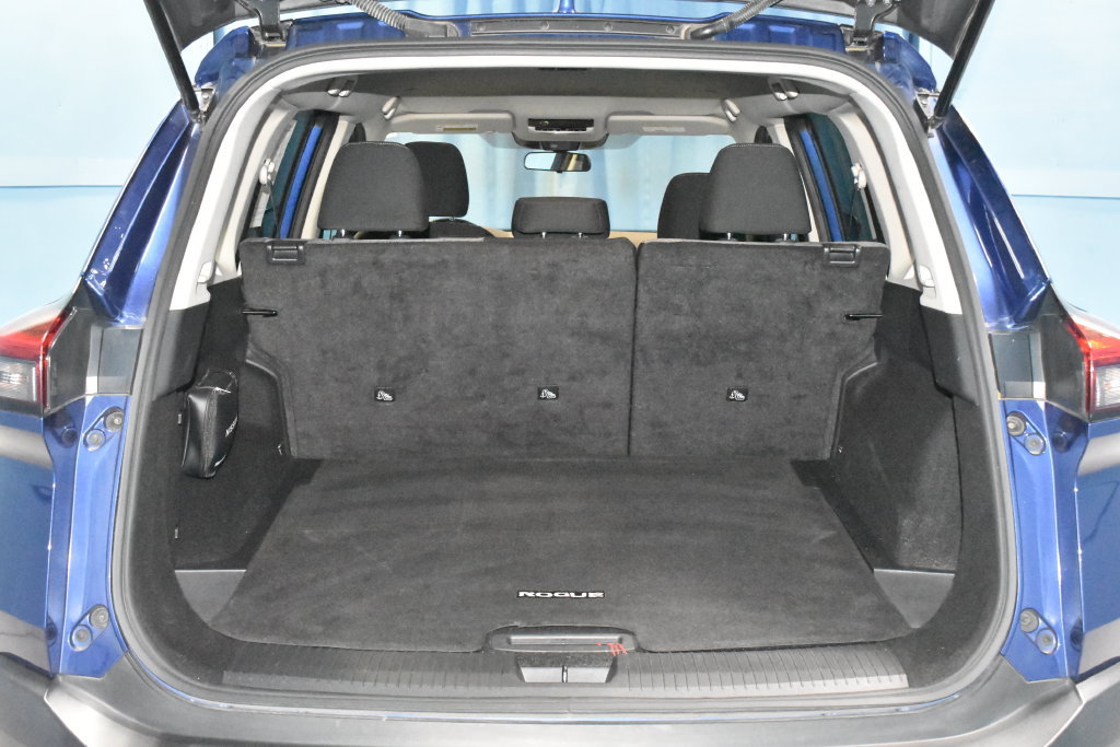 Used 2023 Nissan Rogue SV AWD/4WD image 28