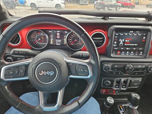 Used 2019 Jeep Wrangler Rubicon image 12
