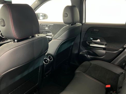 New 2026 Mercedes-Benz GLA 250 4MATIC image 19