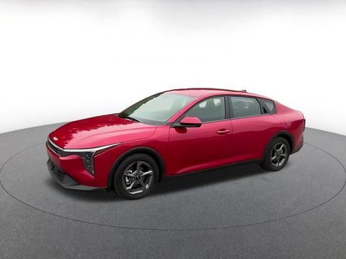 Used 2025 Kia K4 FWD image 7