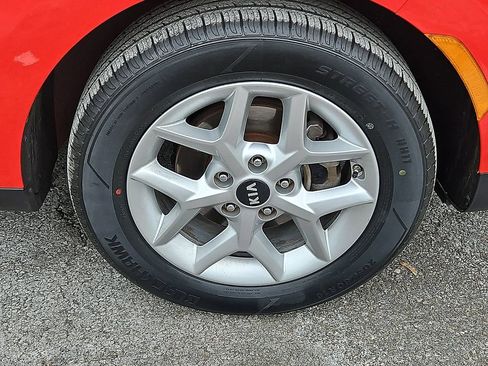 Certified 2020 Kia Soul S image 8