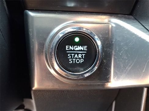 Used 2023 Ford F150 Lariat w/ Equipment Group 502A High image 23