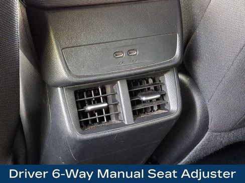 Used 2025 Chevrolet Equinox LT AWD/4WD image 20