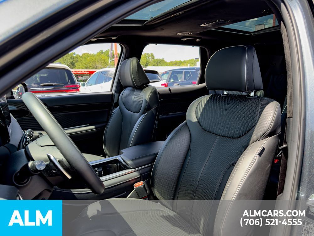 Used 2025 Hyundai Palisade Calligraphy FWD image 10