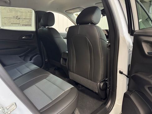 New 2026 Chevrolet Trax LT FWD image 24