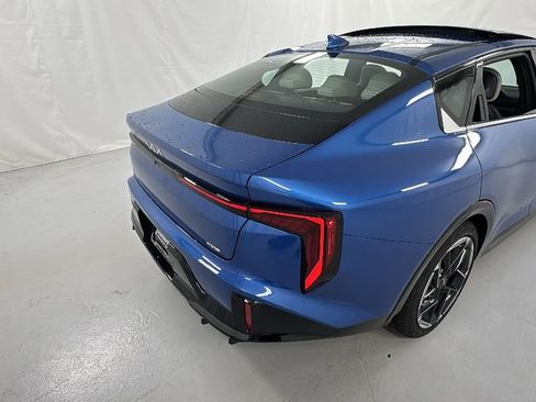 New 2025 Kia K4 GT-Line w/ GT-Line Premium Package image 3
