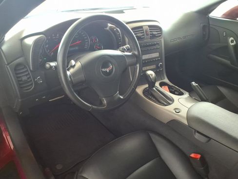 Used 2007 Chevrolet Corvette Coupe image 9