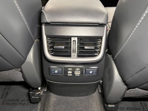 Used 2025 Subaru Outback Touring image 13