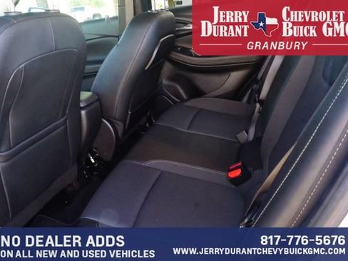 Used 2023 Buick Encore GX Select w/ Sport Touring Package FWD image 20