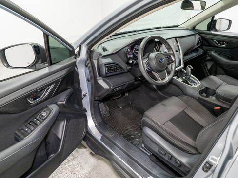 Used 2024 Subaru Outback Premium image 12