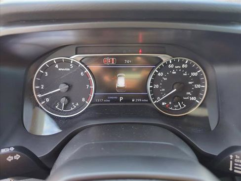 Used 2026 Nissan Rogue SV FWD image 19