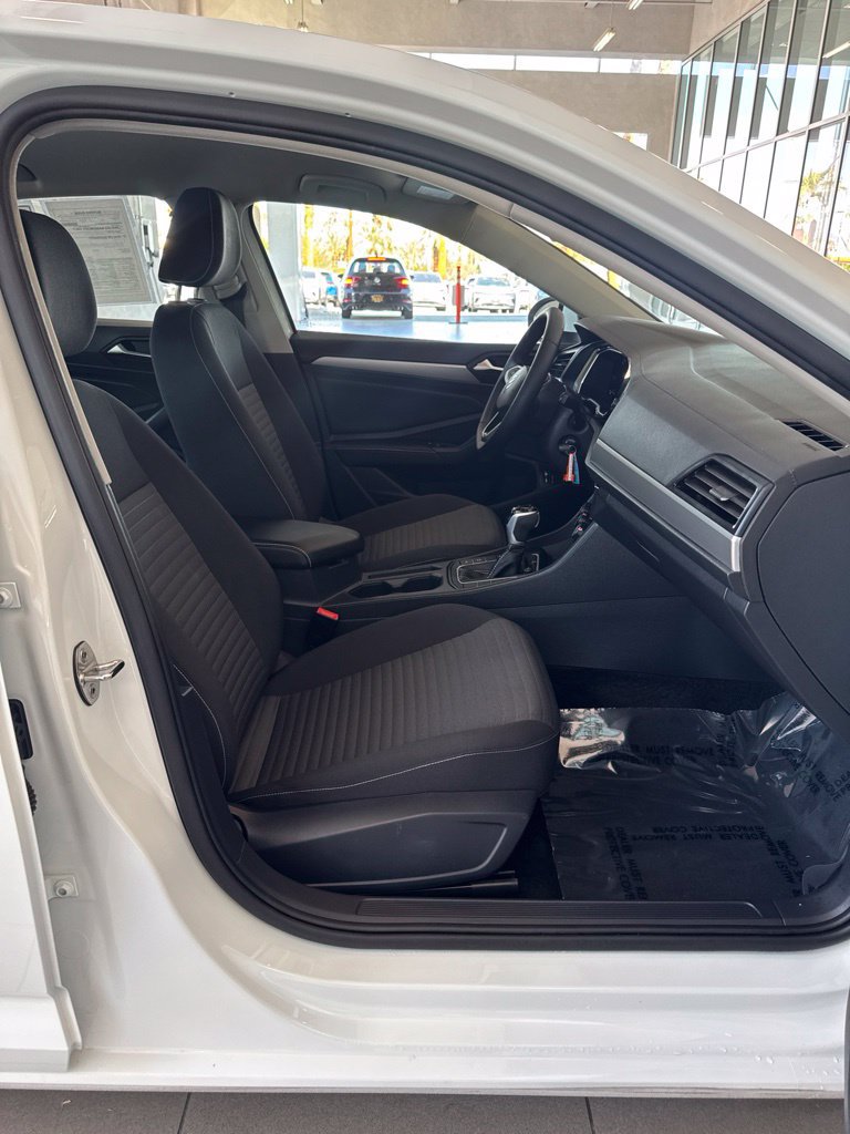 Certified 2024 Volkswagen Jetta S FWD image 8