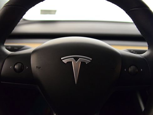 Used 2020 Tesla Model 3 Long Range image 28