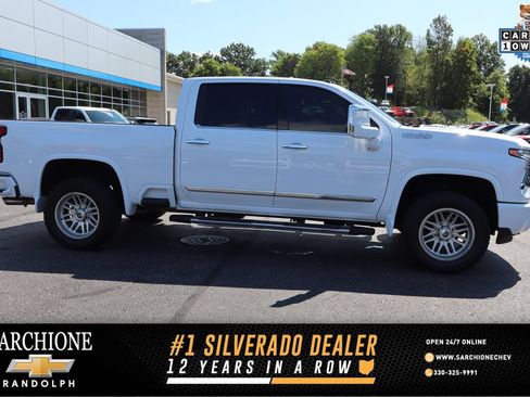 Used 2025 Chevrolet Silverado 2500 High Country w/ Technology Package AWD/4WD image 1