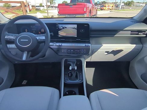New 2027 Hyundai Kona SEL Sport FWD image 17