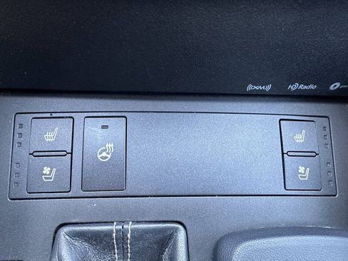 Used 2017 Lexus IS 300 AWD w/ Premium Package image 27