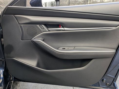 Used 2023 MAZDA MAZDA3 s image 19