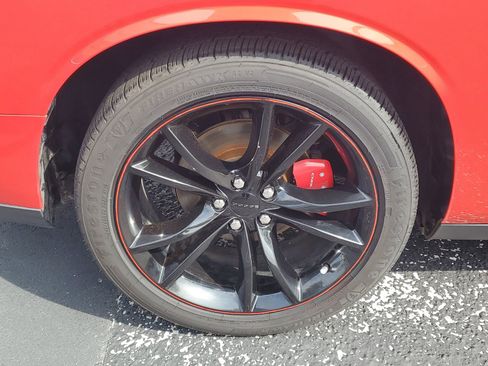 Used 2016 Dodge Challenger R/T w/ Blacktop Package image 5