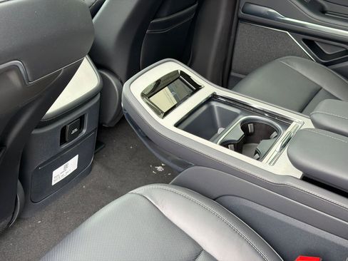 New 2026 Lincoln Navigator L Reserve AWD/4WD image 20
