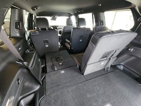 New 2023 Jeep Grand Cherokee L Laredo image 38