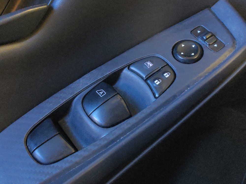 Used 2024 Nissan Sentra S FWD image 27