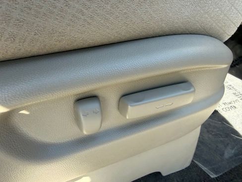 Used 2015 Honda Odyssey EX image 11
