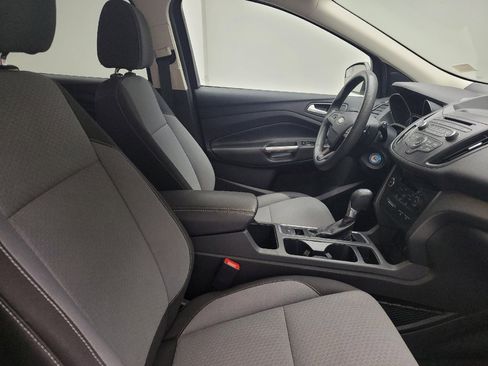 Used 2017 Ford Escape SE FWD image 21