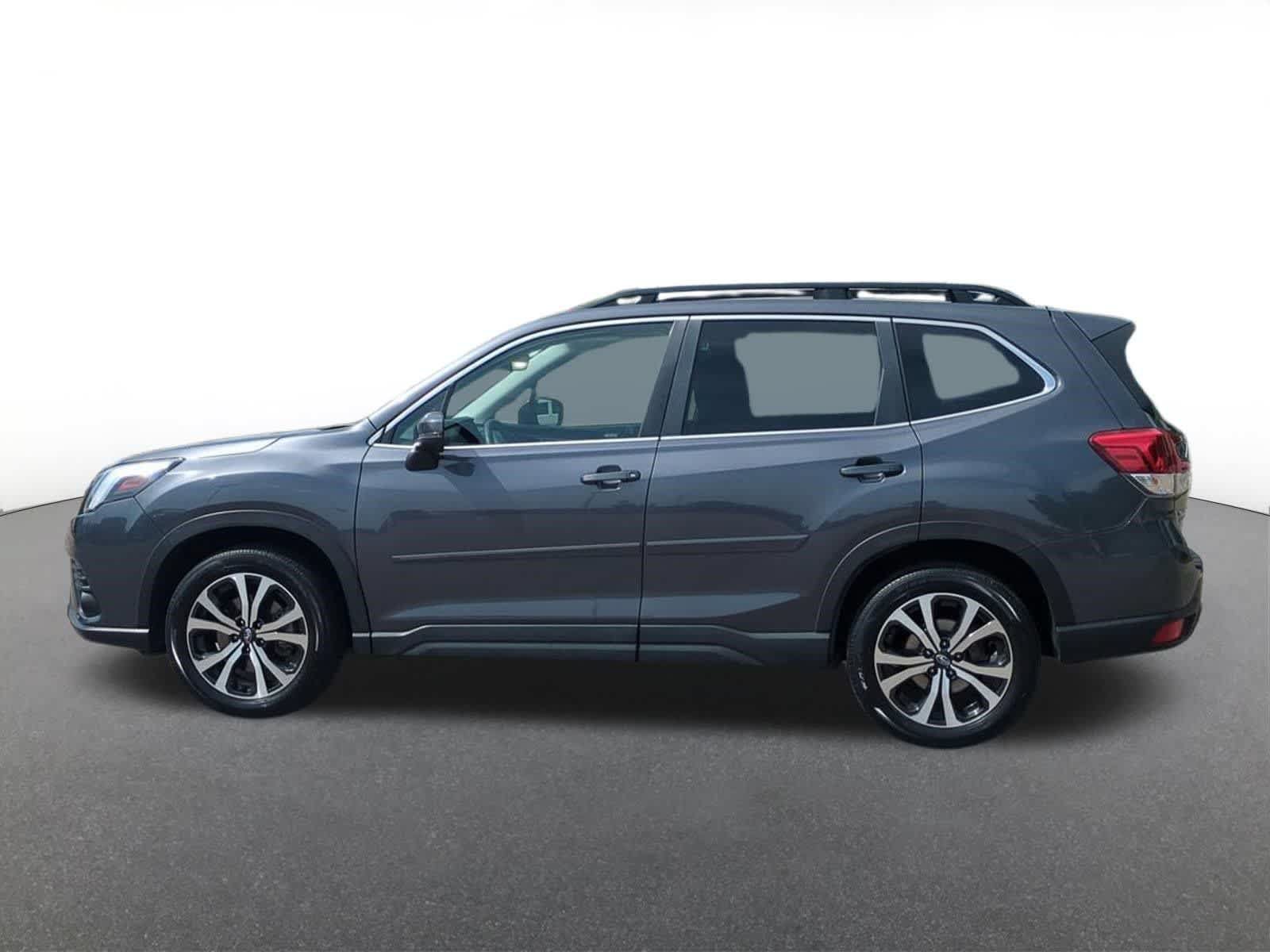 Used 2023 Subaru Forester Limited AWD/4WD image 3
