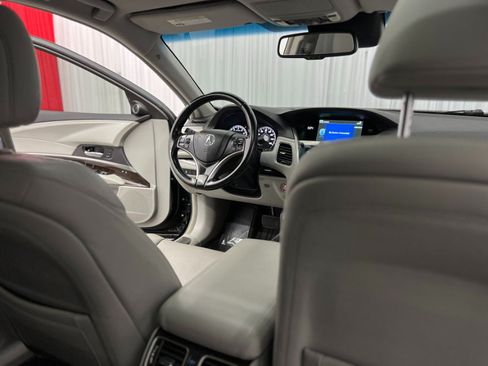 Used 2015 Acura RLX w/ Technology Package FWD image 17