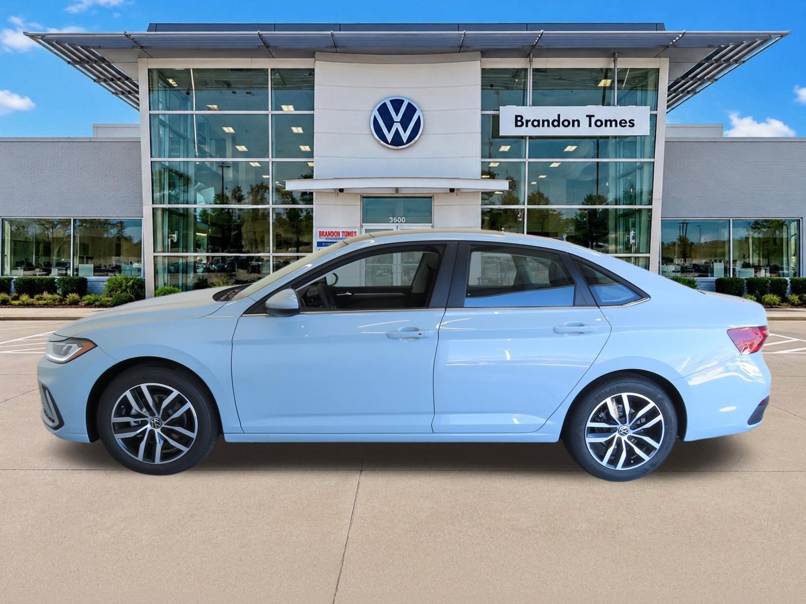 Used 2026 Volkswagen Jetta SE FWD image 7