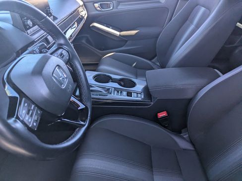 Used 2024 Honda Civic Sport image 17