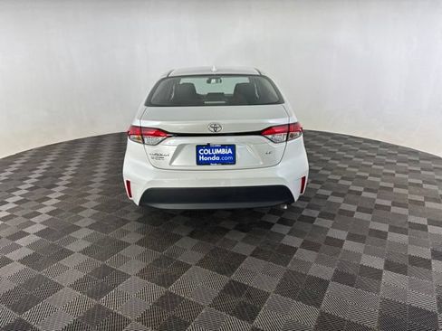 Used 2025 Toyota Corolla LE FWD image 8
