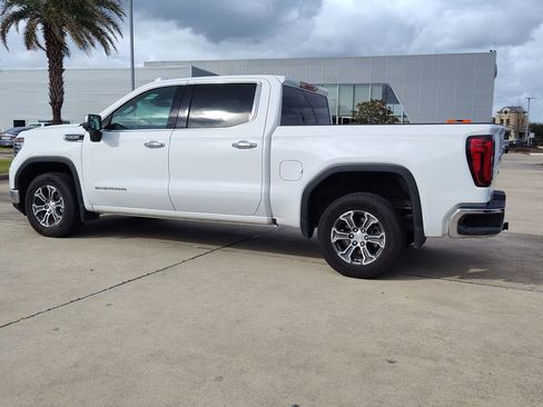 Used 2025 GMC Sierra 1500 SLT image 5