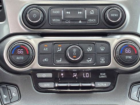 Used 2020 Chevrolet Tahoe LT image 22