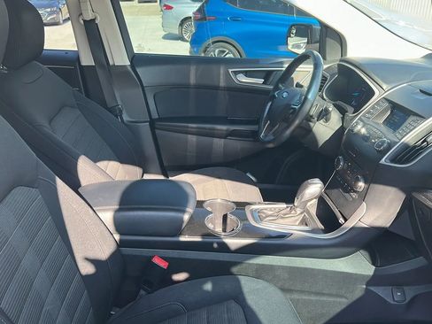 Used 2017 Ford Edge SEL image 17