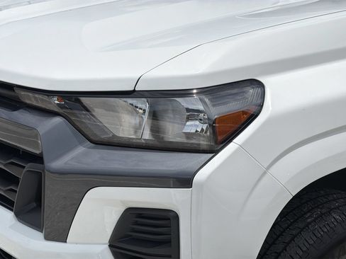 Used 2024 Chevrolet Colorado LT w/ LT Convenience Package RWD image 6