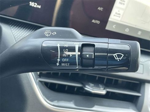 New 2025 Kia K4 GT-Line image 33