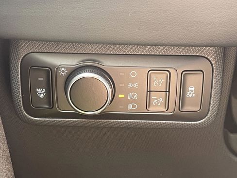 Used 2024 Ford Mustang Mach-E Select AWD/4WD image 22