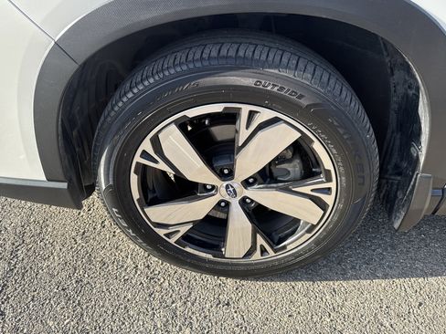 Used 2021 Subaru Forester Touring image 9