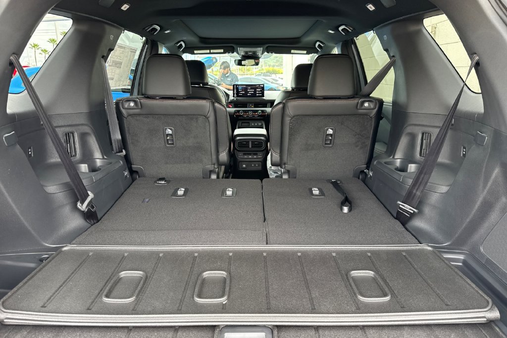 New 2026 Honda Pilot TrailSport image 19
