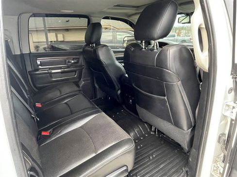 Used 2017 RAM 3500 Laramie w/ Sport Appearance Group AWD/4WD image 8