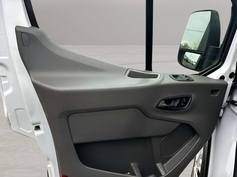 Used 2021 Ford Transit 250 Low Roof w/ Exterior Upgrade Package image 20