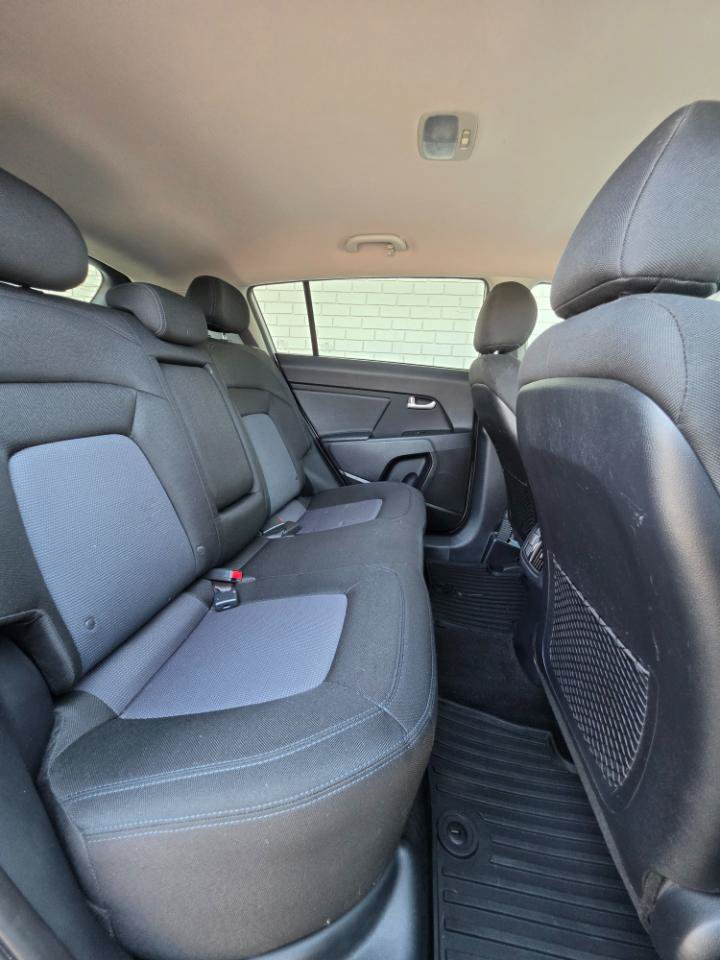 Used 2015 Kia Sportage LX AWD/4WD image 13