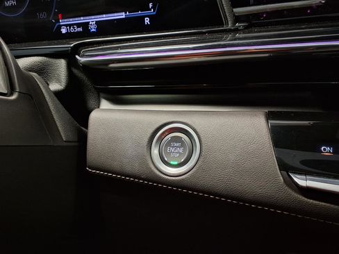 Certified 2024 Cadillac Escalade Sport AWD/4WD image 29