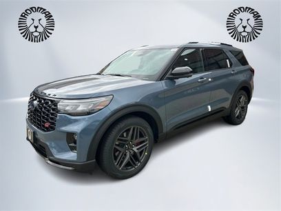 New 2026 Ford Explorer ST w/ Sun And Sound Package